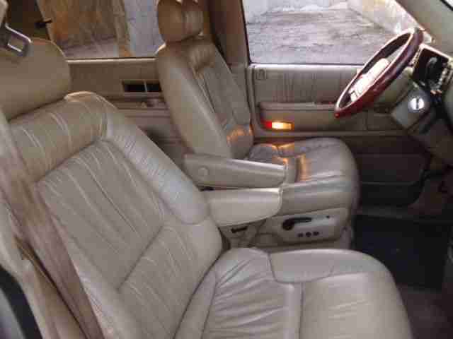 Chrysler voyager town