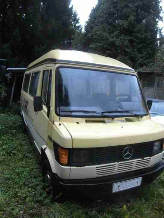 Daimler Benz Mercedes Bus 207 BM 601