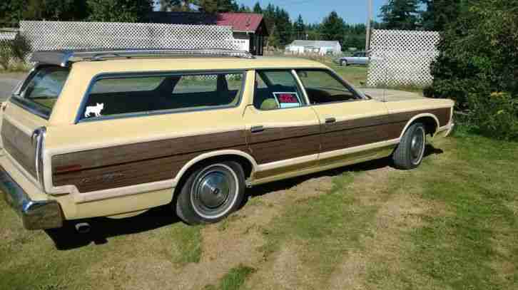 ford ltd country squire