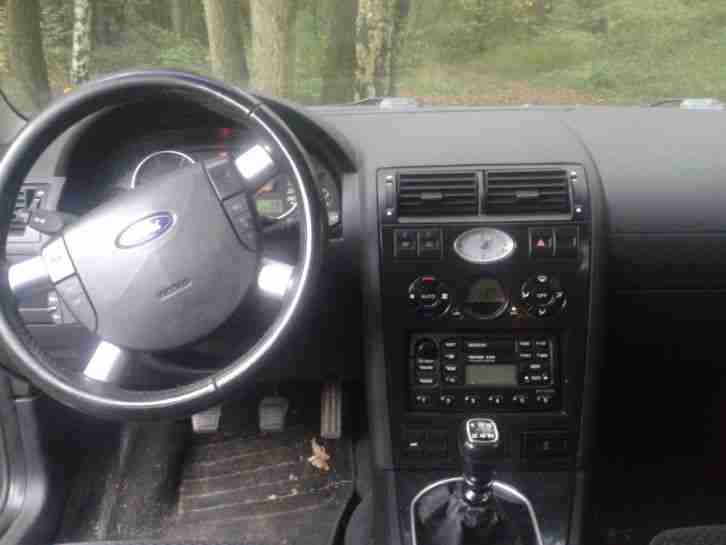 ford mondeo kombi. grüne plakette