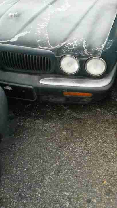 jaguar xj8 3,2 defektfahrzeug teileträger rhd