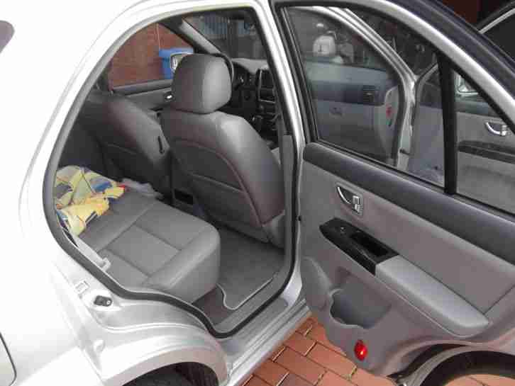 kia sorento ex allrad 170ps navi leder diesel ahk 3,5 t