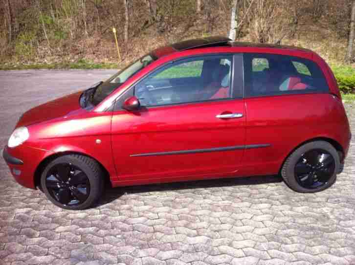 lancia y ypsilon