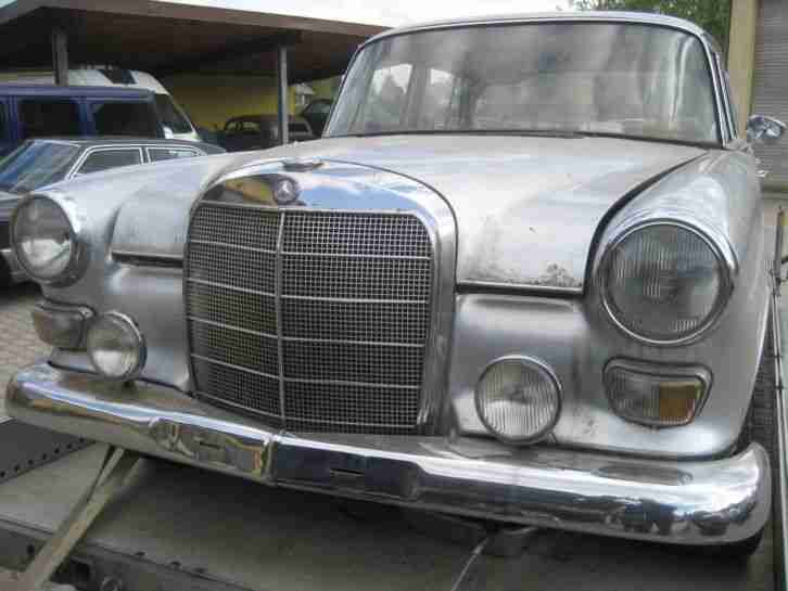 mercedes w110 230 heckflosse oldtimer für