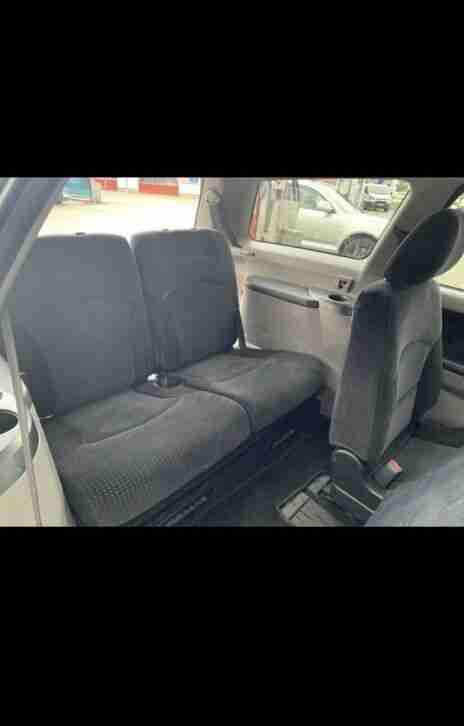 Mitsubishi grandis