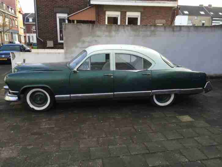 oldtimer Kaiser deluxe 1951