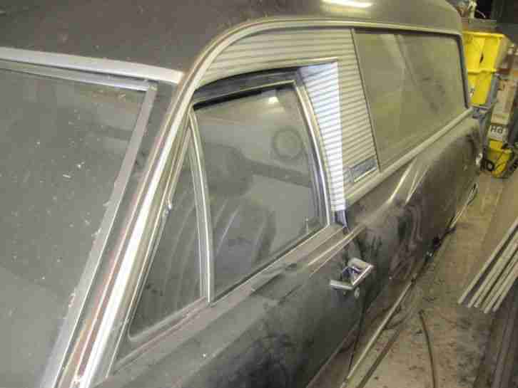 oltimer v8 fordcombi herrse-wagon bj 1968