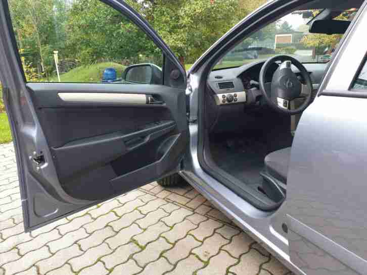 Opel Astra H 1.6 Caravan Top Zustand und tatsächlich keine Mängel