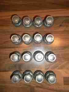 original 16x Ford Fiesta Radmuttern