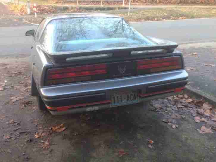 pontiac firebird S/E Targer V6 2hd 1988