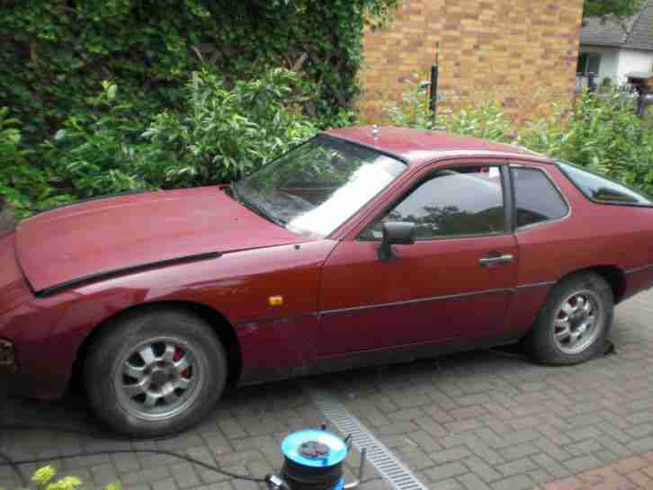 924