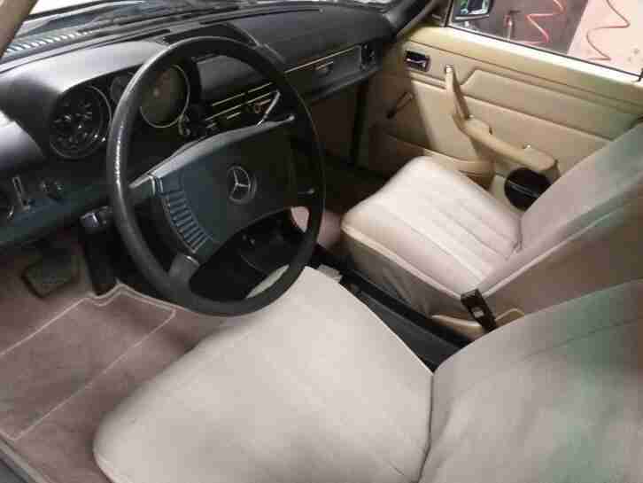 Pullman Mercedes-Benz Mercedes_Benz 230/6, W115 Oldtimer Bj. 1976 Limousine