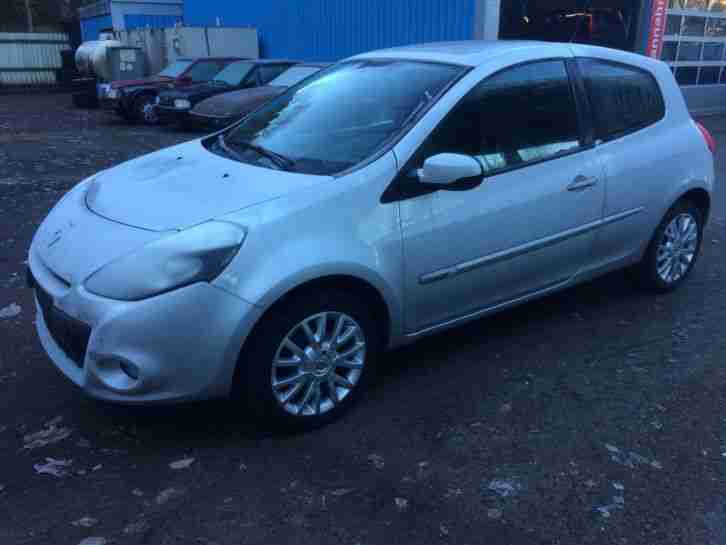 renault clio 1,2 Tüv05-2017