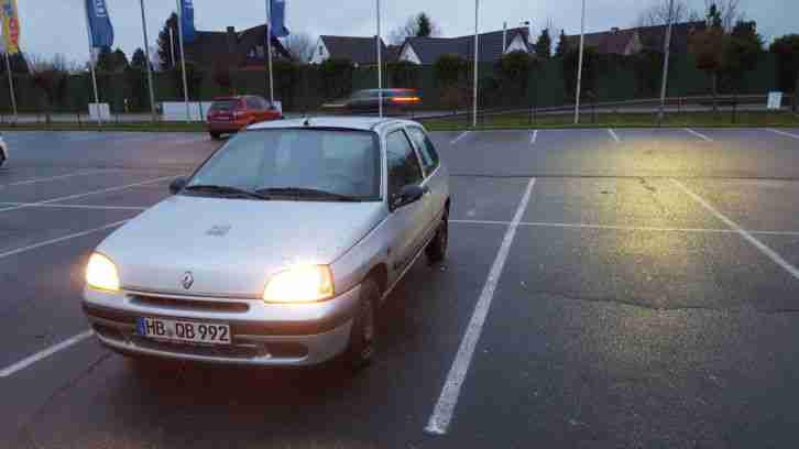 renault clio 1996