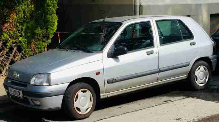 renault clio für Bastler oder Ersatzteilträger