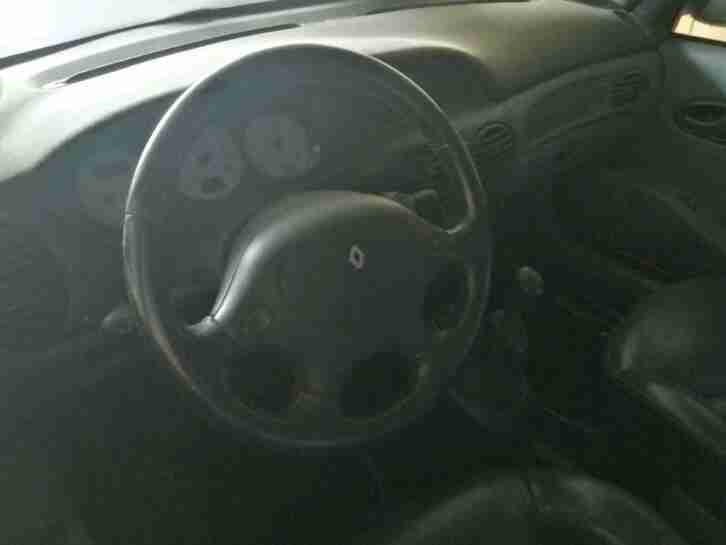 Renault Megane Cabrio 2,0 16V BASTLERFAHRZEUG