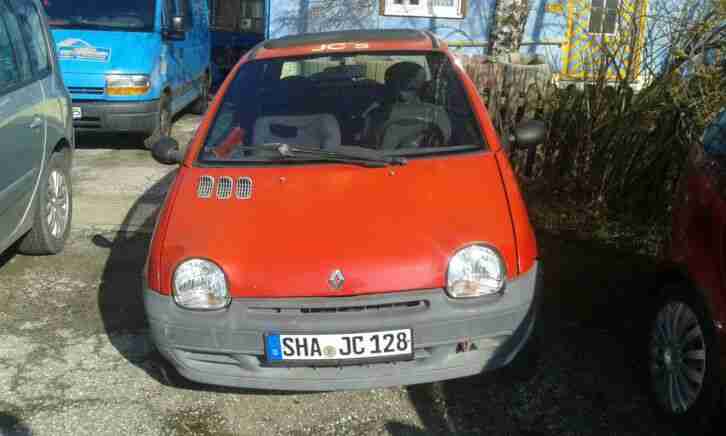 twingo mit TÜV bis April 2022