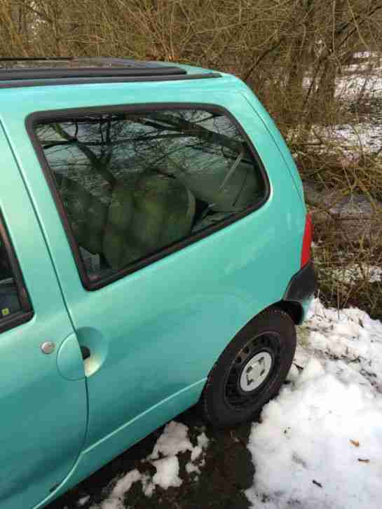 renault Twingo zu