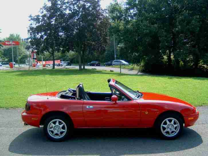 schicker Mazda MX-5 mit vielen Neuteilen , Tüv : 4/2016 , sehr gepflegt !!!