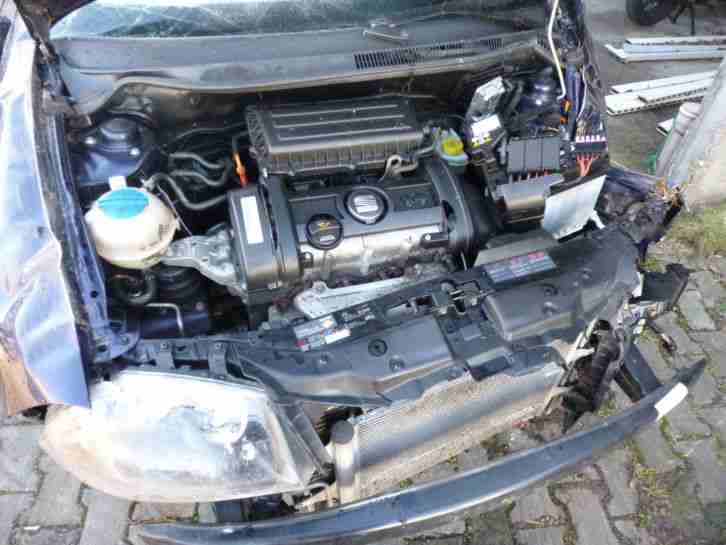 seat ibiza unfallwagen airbags ok motor+getriebe ok exportauto bj 2006