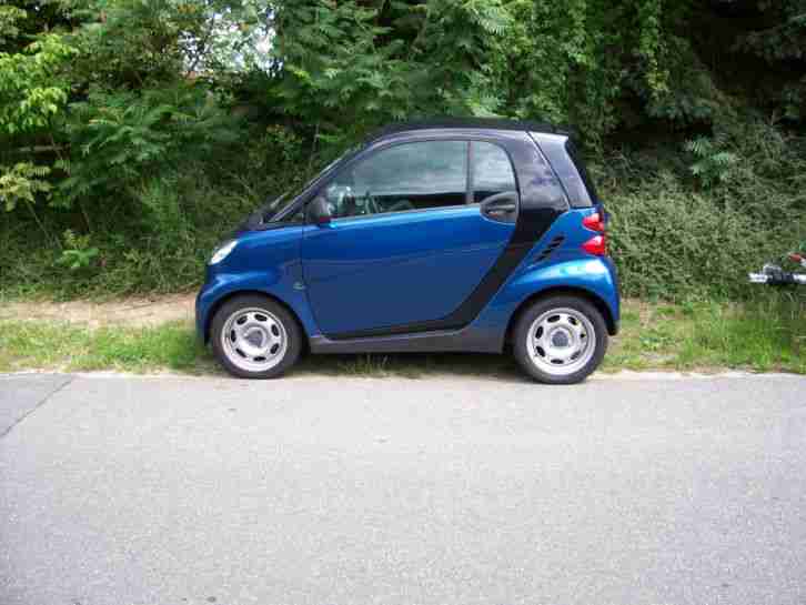 smart fortwo pure mhd KM: 13.800 !!! Bj: 2009 blau Metallic Halbautomatik