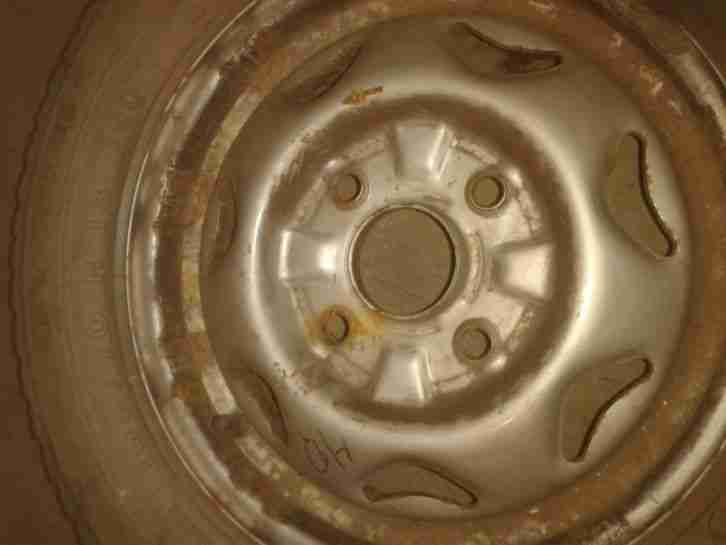 subaru justy 1,3l komplett fahrzeug 8-fach bereift