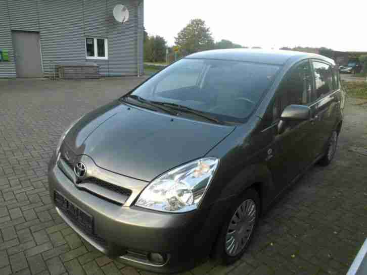 Toyota Corolla Verso D-CAT 177 PS