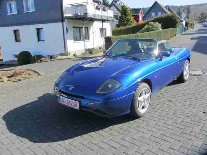überholter Fiat Barchetta 1,8 16 V