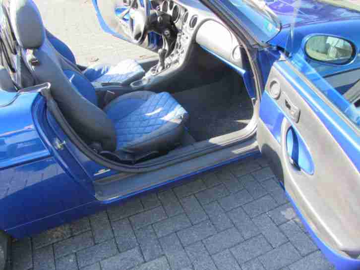 überholter Fiat Barchetta 1,8 16 V