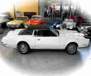 V8 COUPE MIT GAS ANLAGE Lincoln Continental Mark iV MK 4 im Oldtimer Museum