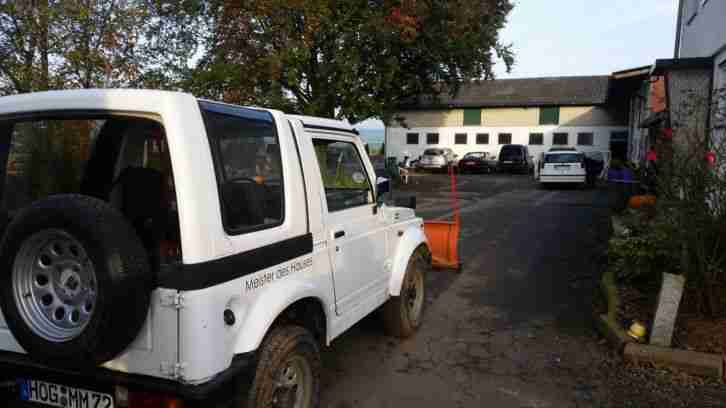 winterdienstfahrzeug suzuki samurai mit schneepflug .pfau