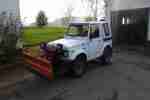 winterdienstfahrzeug suzuki samurai mit schneepflug