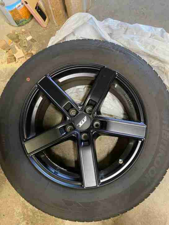 Winterreifen mit Alufelge Toyota RAV 4